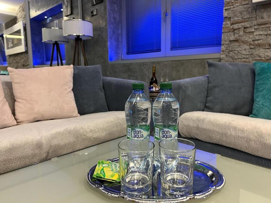 Nice Life - Luxury Apartment In The Old Town. Bratislava Esterno foto